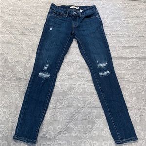 Levi’s 711 Skinny Jeans